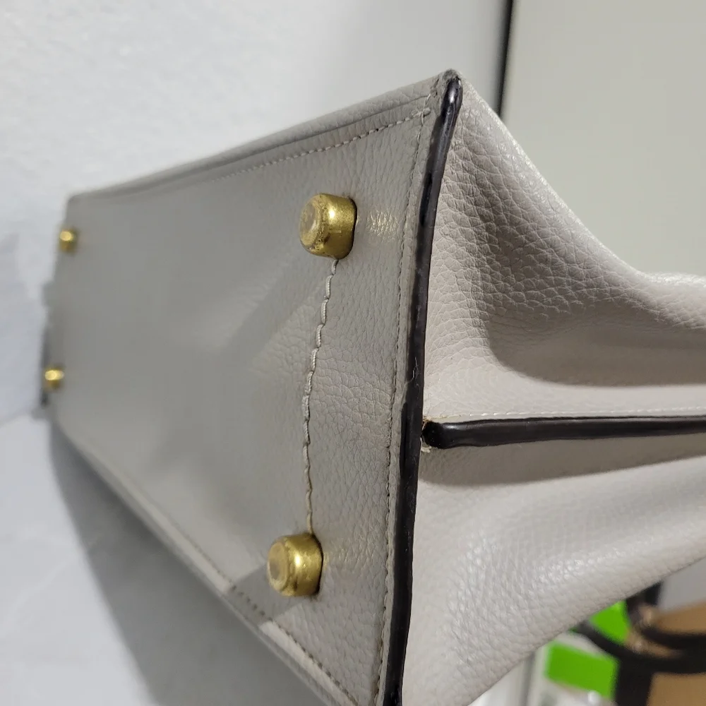 Coach Willow Tote Bag Colorblock With Signature Canvas Dove Gray C0692